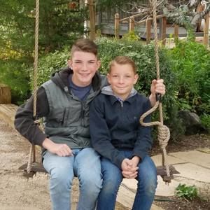 Meet your Posher, Sharon